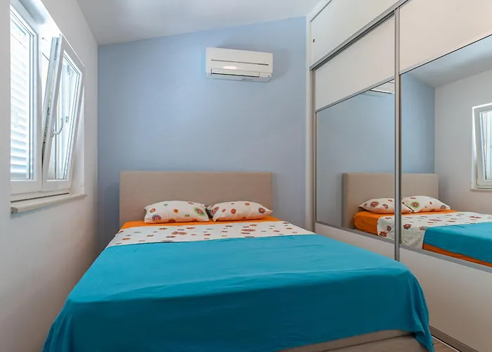 Angela מאקרסקה