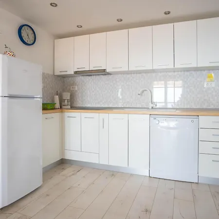 Angela アパート *