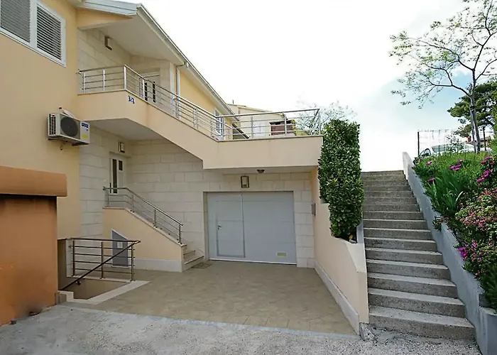 Angela Appartement *